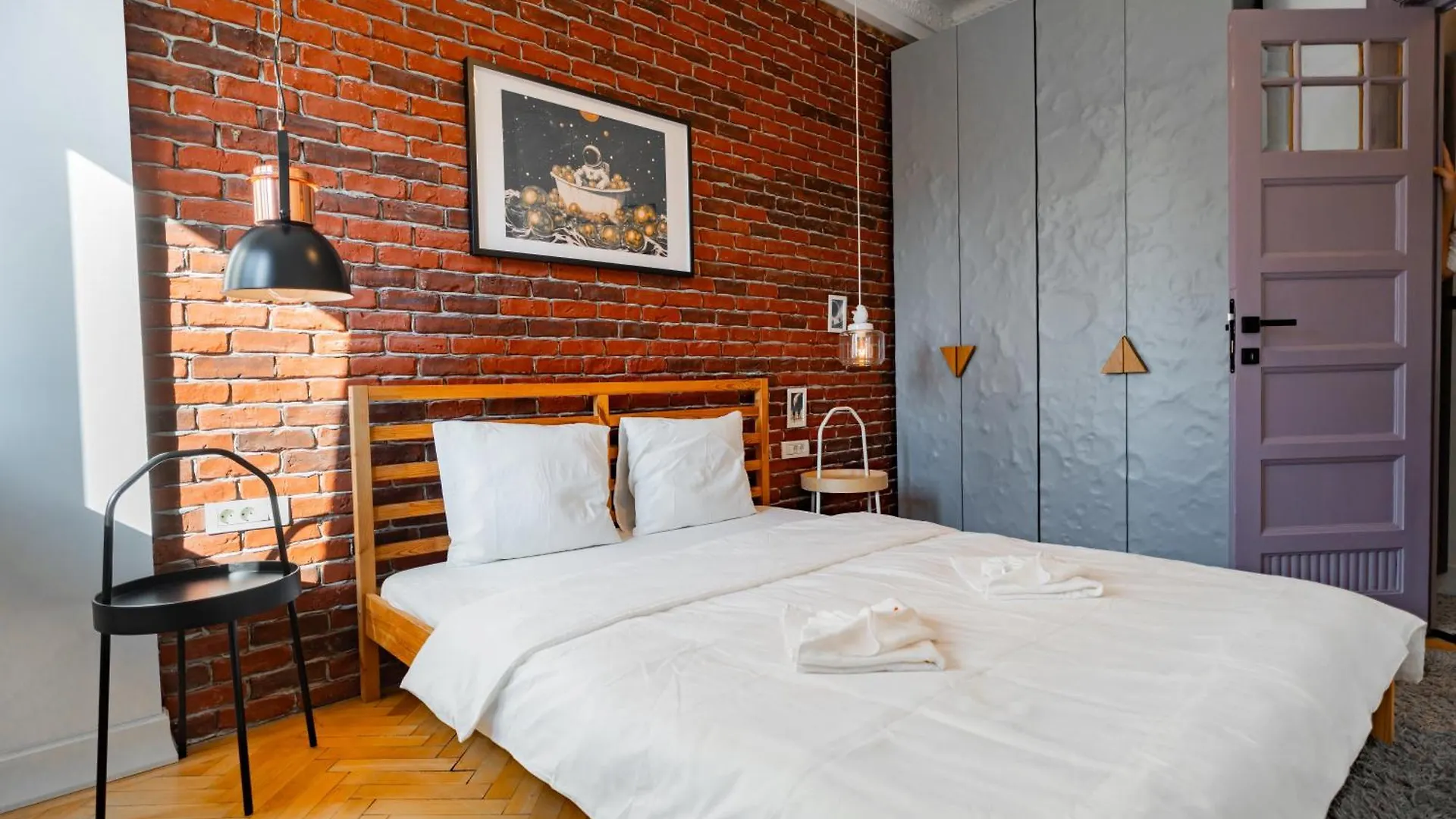 Ultra Central Apartment - Modern & Luxurious Stay In Old Town Bucarest