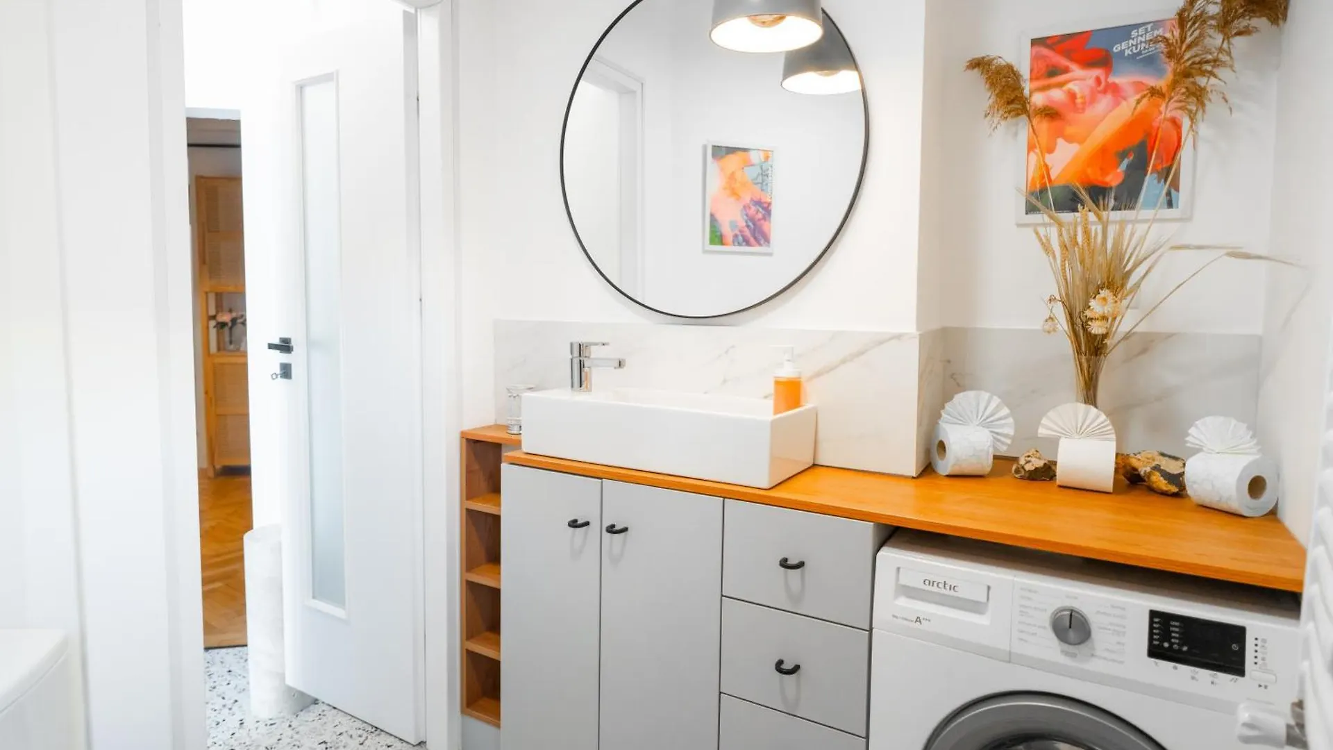 Ultra Central Apartment - Modern & Luxurious Stay In Old Town Bucarest Roumanie